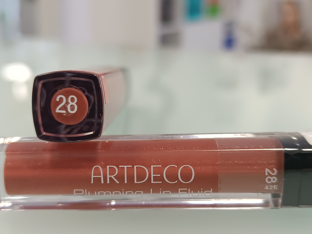 LIP FLUD PLUMPING Nº28