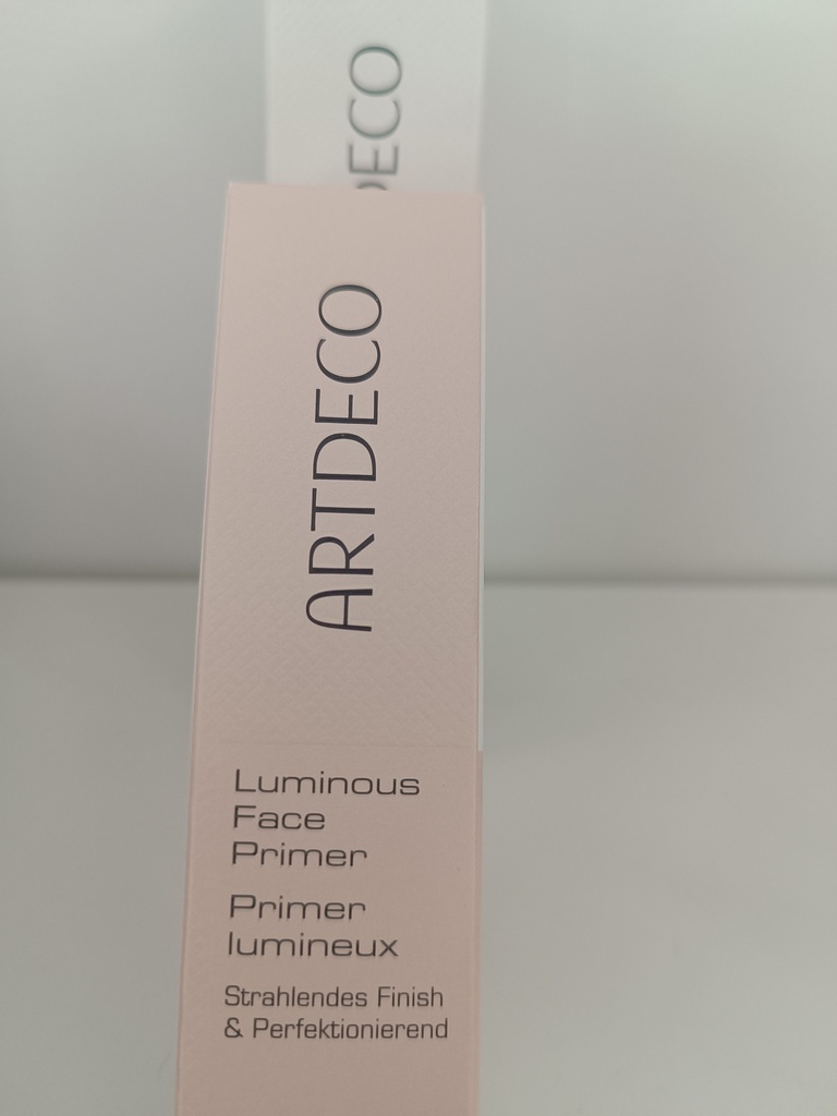 LUMINUOS FACE PRIMER