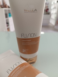 ACOND. FUSION WELLA